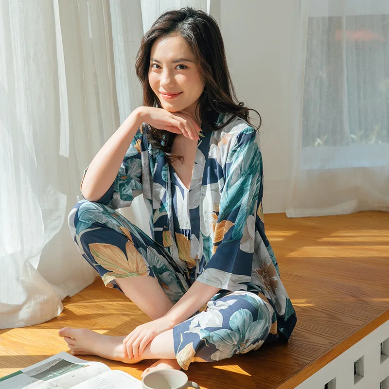 Pajamas Ladies Cotton  Long-sleeved Spring, Summer and Autumn Sexy Suspenders Three-piece Japanese Outerwear Home Service Suit