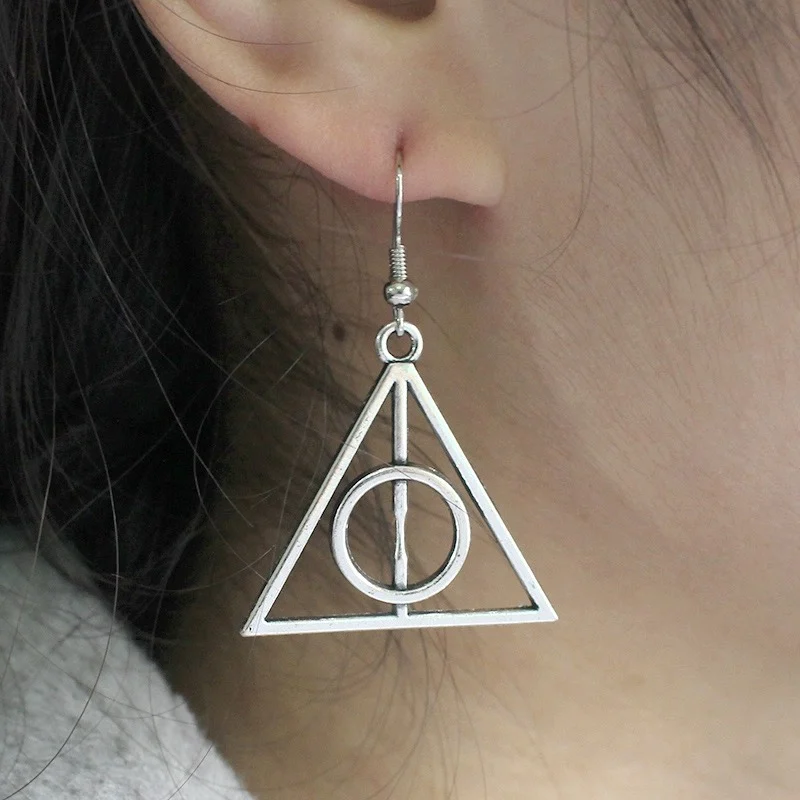 Серьги-гвоздики в стиле аниме для девочек