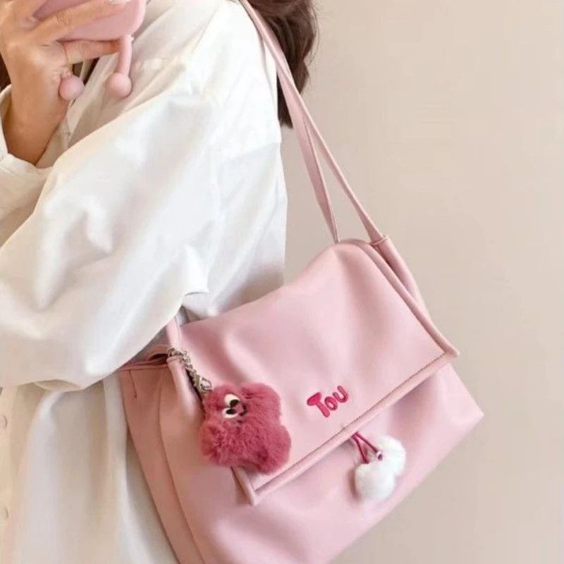 

2023 Korean version sweet girl shoulder bags spring new fashion simple crossbody bags niche class commuting large capacity bags