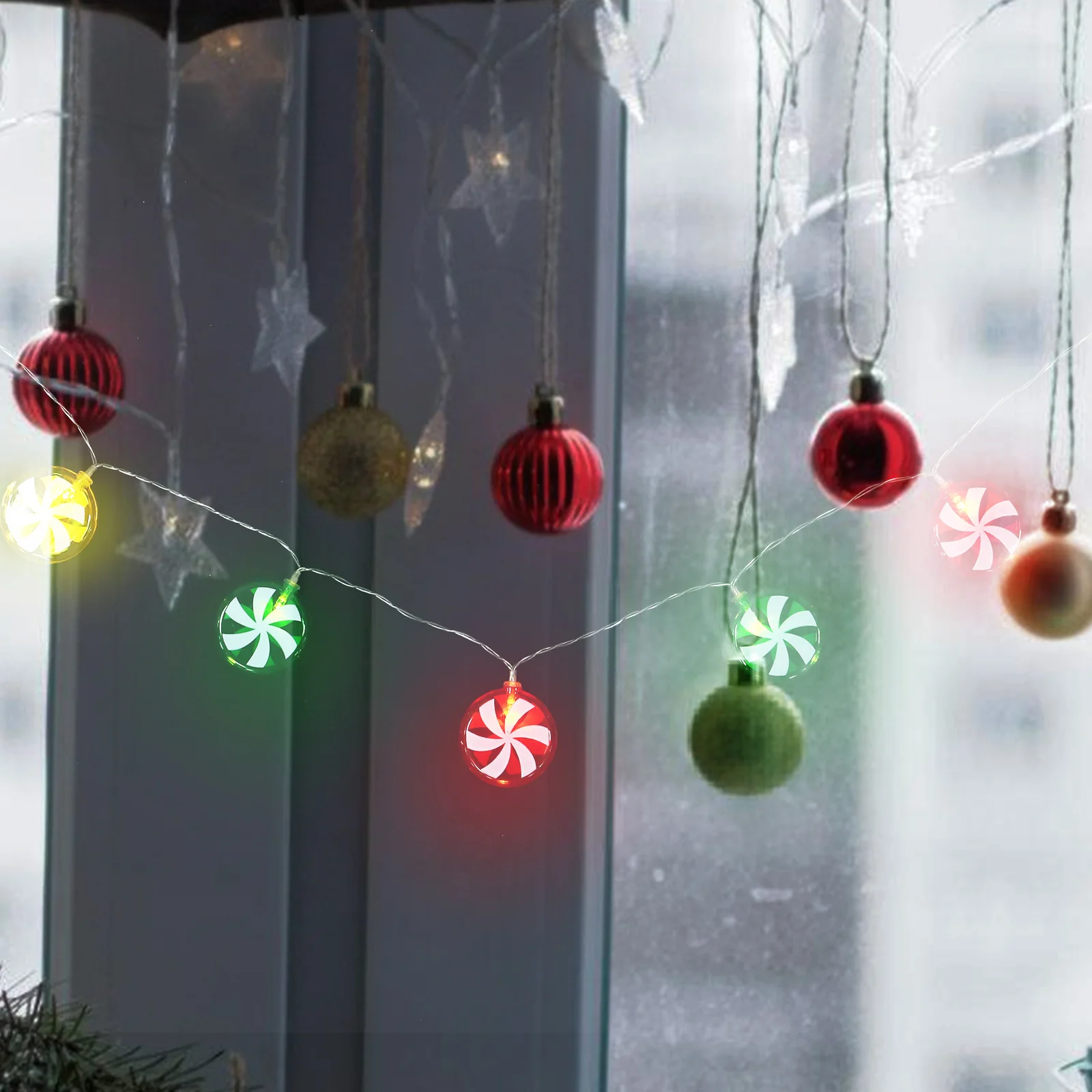 Рисунок 3 - Рождественская яркая гирлянда