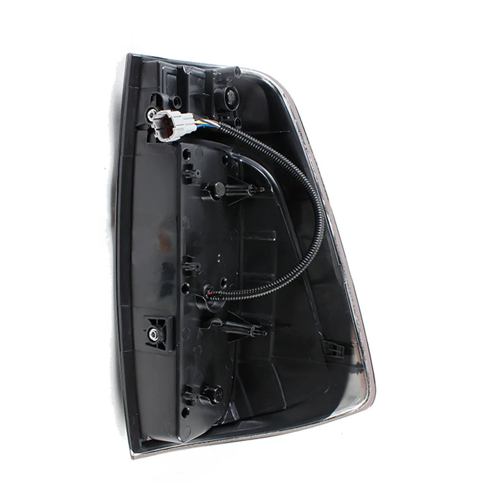 Фонарь задний для Nissan Navara Np300 2015-2021 2 шт.