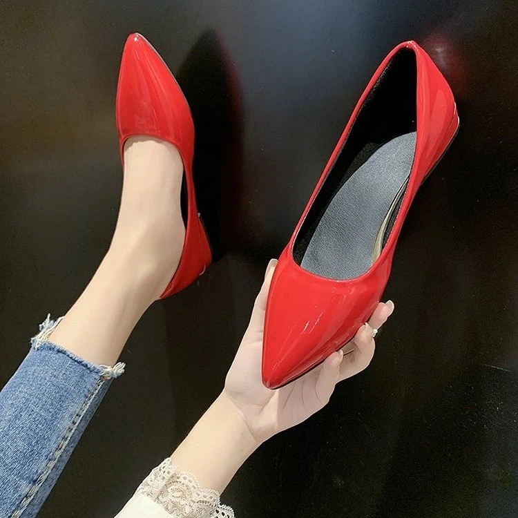 

2022 Women's Solid Color Basic Models All with Black Work Pu Pointed Toe Women's High Heels 33-43 Comfortable Women's Flat Shoes