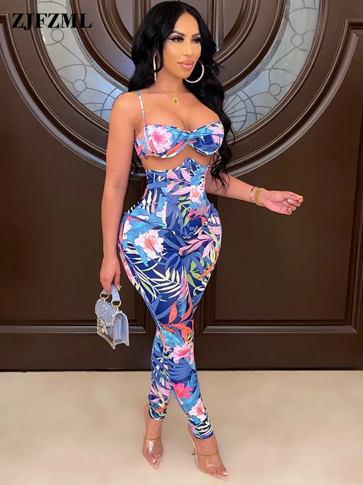 Комплект из 2 предметов с цветочным принтом топ на бретелях-спагетти и облегающие