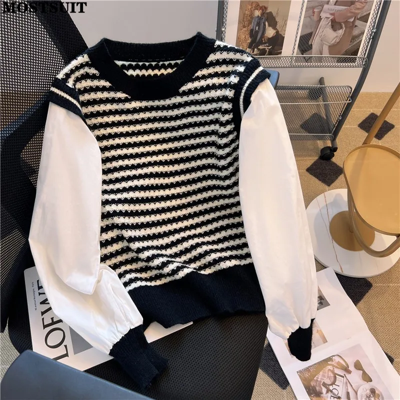 

Женский трикотажный пуловер с круглым вырезом, в полоску