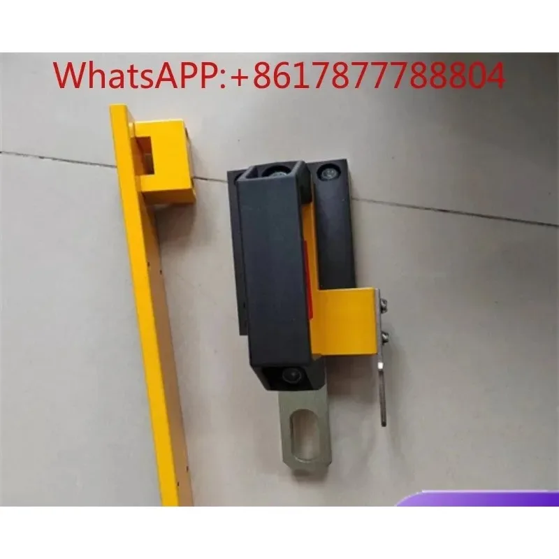 Реле безопасности EUCHNER ESM-BA301