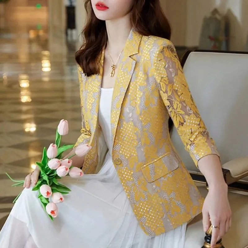

2023 New Lace Hollowed Out Women Suit Jacket Spring Summer Thin New Korean Fashion Temperament Slim Women Small Suit Jacket