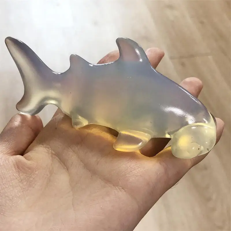 

High-quality White Opalite Shark Gemstone Carving Healing Animals Figurines Reiki Home Decoration Healing Reiki Gemstones 1pcs