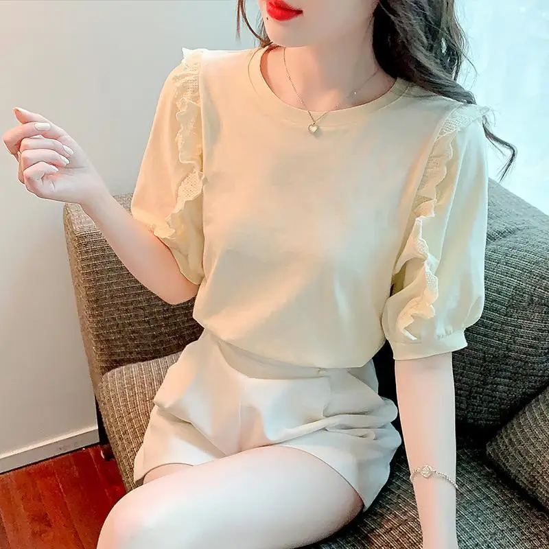 

Short -sleeved blouse female 2022 new summer bubble sleeve t -shirt design feels niche fungus small fresh sweet blouse top