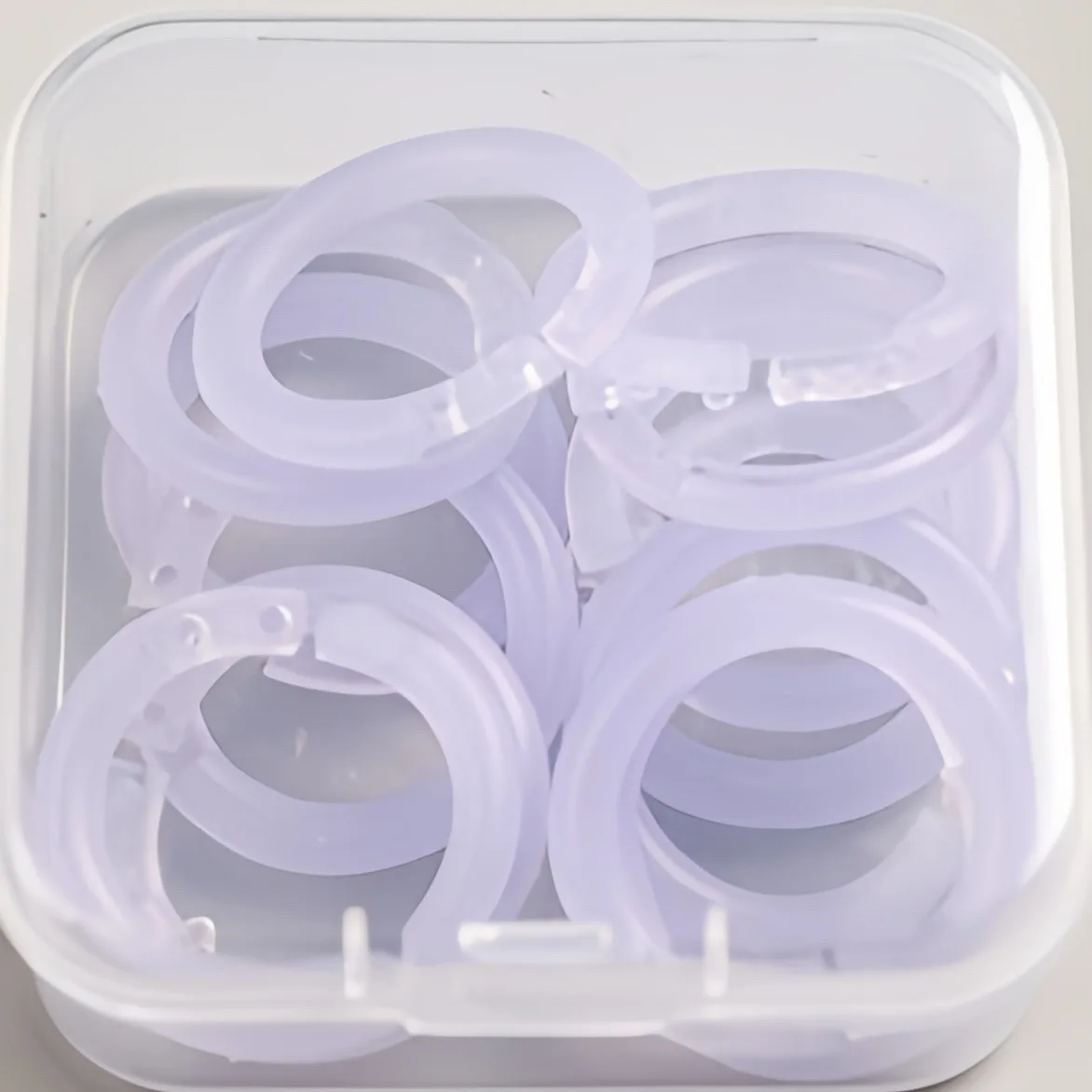 

Пластиковые кольцевые переплеты 15мм 20 шт