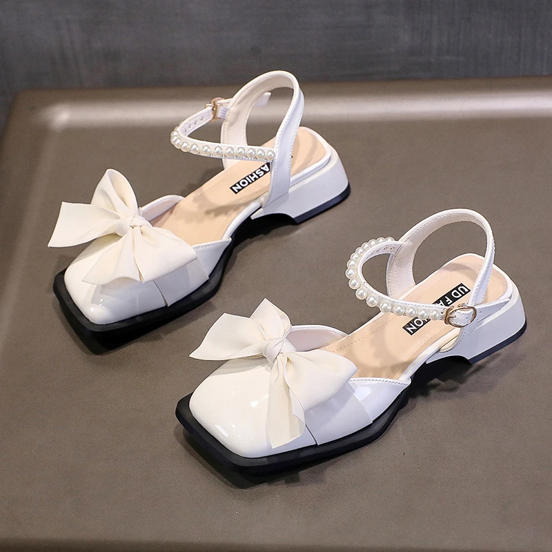 

Сандалии женские с бантом и жемчугом, универсальные туфли на высоком каблуке, квадратный носок, универсальные туфли-лодочки в Корейском стиле, Мэри Джейн, на массивном каблуке, лето 2023