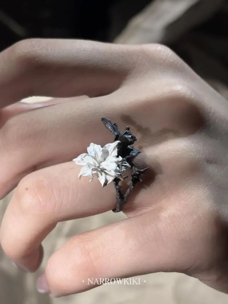 WAKA Concept Design Twin Flower Черно-белое кольцо для женщин Модное изысканное черно-белое