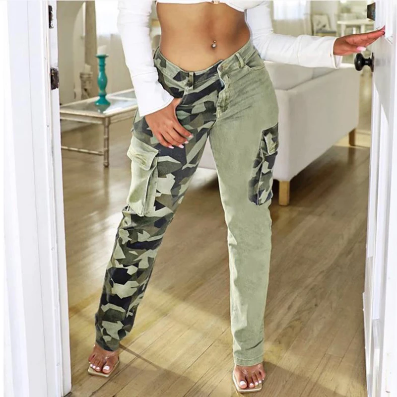 

Женские джинсы с высокой талией, зеленые камуфляжные джинсы составного кроя с карманами и прямыми штанинами, повседневные брюки-карго из денима, весна 2023