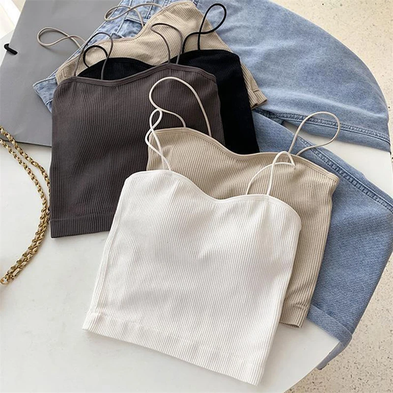 

Женский хлопковый базовый укороченный топ, облегающий ТРИКОТАЖНЫЙ УКОРОЧЕННЫЙ ТОП на бретельках, повседневный однотонный топ на лето 2022