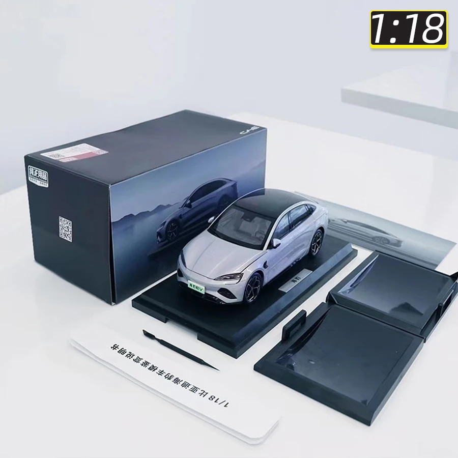 Металлическая модель автомобиля BYD Seal EV