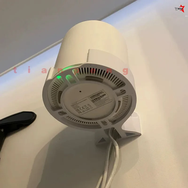 Фото Универсальное настенное крепление-держатель для маршрутизаторов TP-Link Deco X10, X20, X50, X55, X60 Mesh WiFi, подставка для хранения, кронштейн для демонстрации №1