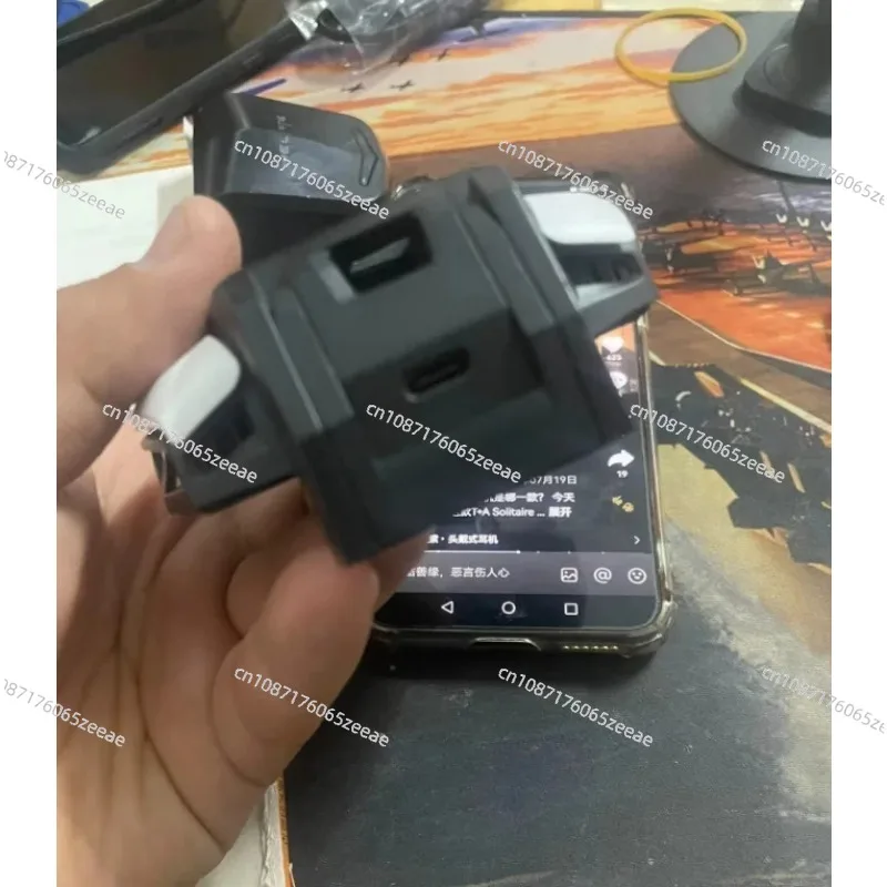 Старый бывший в употреблении оригинальный ROG Phone 6 аэроактивный аэровентилятор