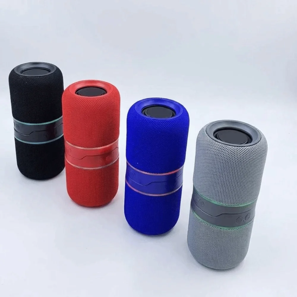 Фото Магнитная Bluetooth-колонка 2-в-1 с функцией разделения и объединения, Hi-Fi стереозвук, модульная конструкция, TWS-подключение №4