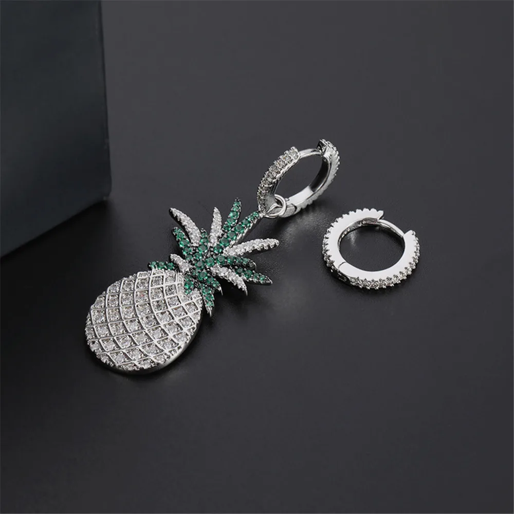 

APM STYLE High Quality 925 Sterling Silver Asymmetrical Pineapple Earrings In Silver White Exquisite Fashion Earrings