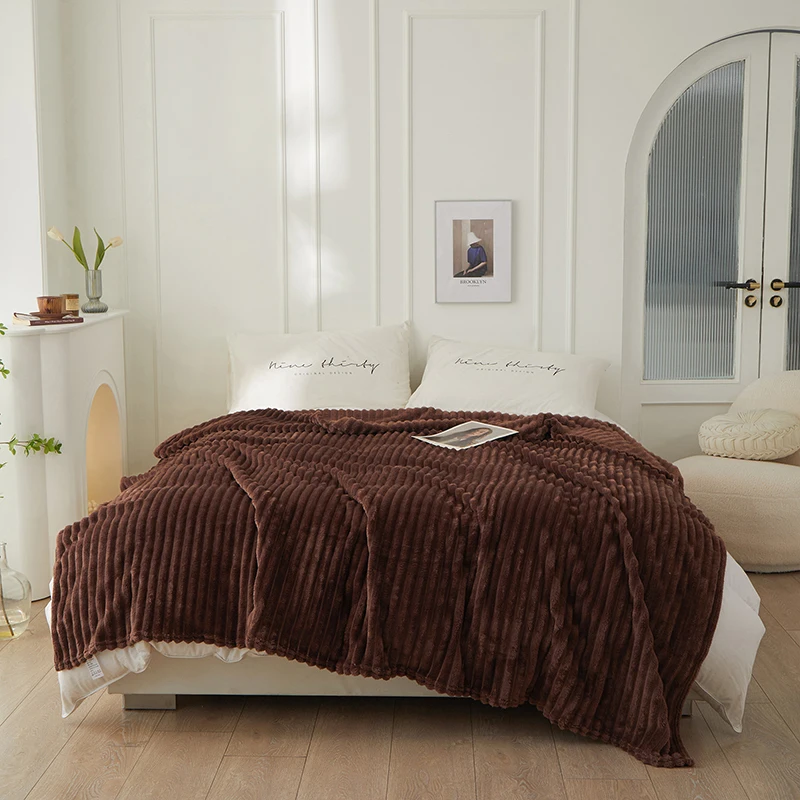 Одеяло однотонное в белую полоску мягкое флисовое покрывало для односпального