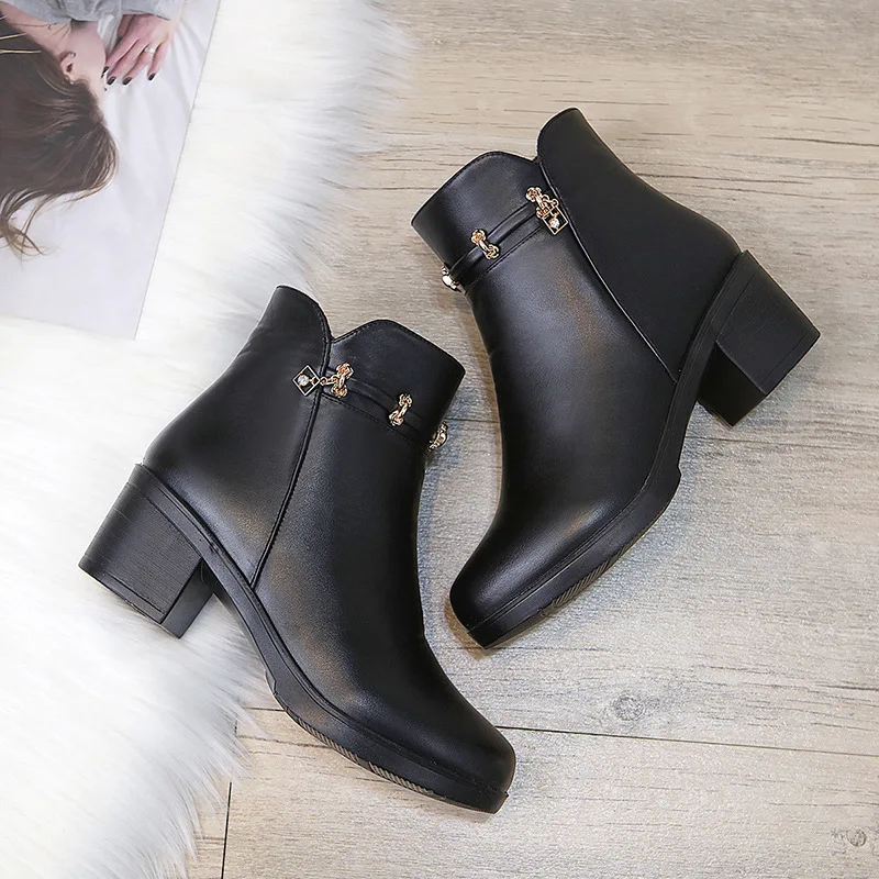 2025 новые модные женские ботильоны из натуральной кожи теплые ботинки на меху с