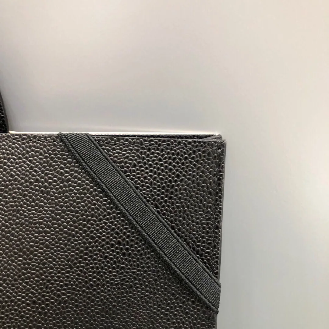 New TB Briefcases Fashion Brand England Style Black White Leather Tote Large Capacity High Quality Office Handbags