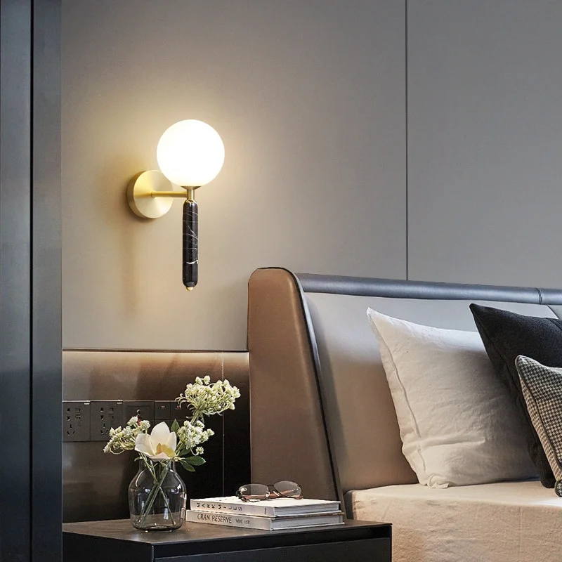 

Мраморные комнатные настенные светильники, креативные Медные Бра в стиле постмодерн для спальни, прикроватный настенный светильник