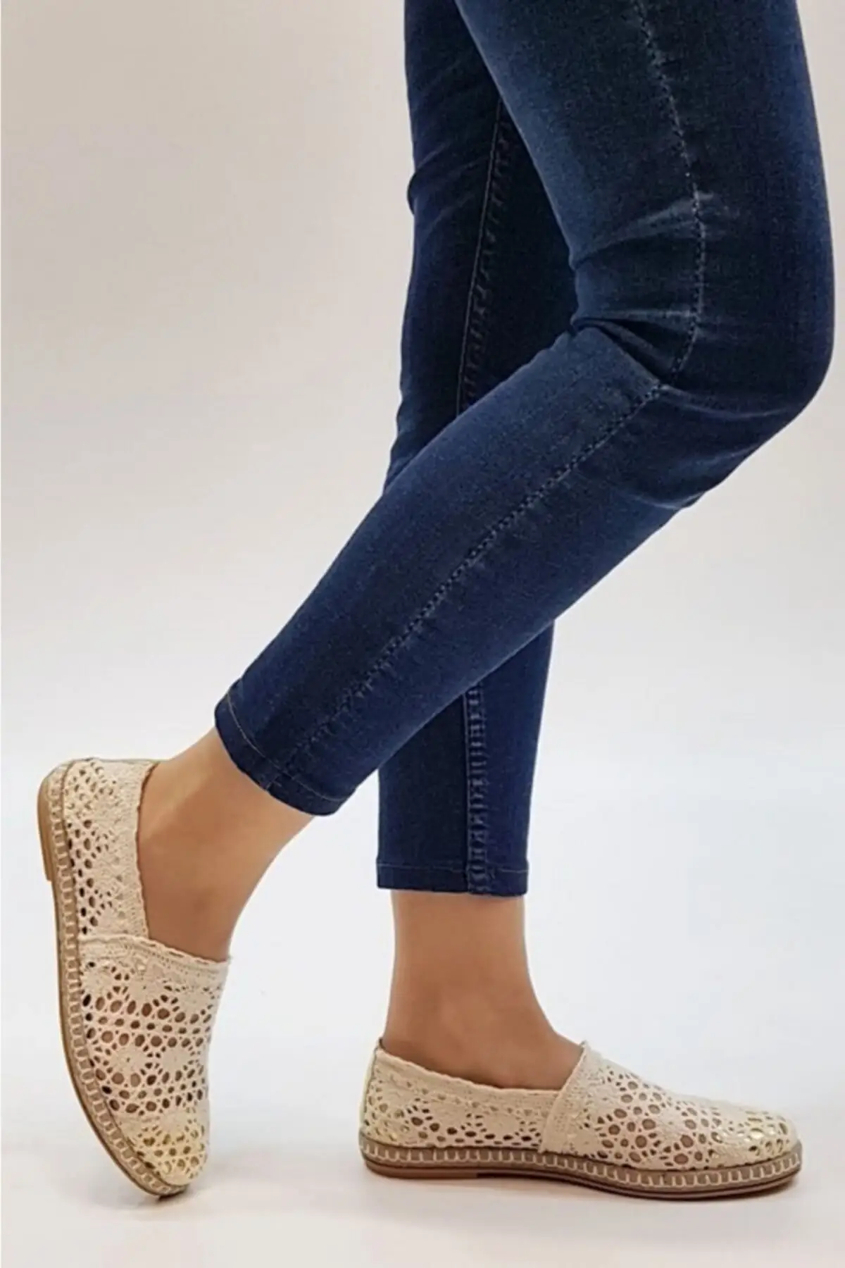 

Туфли женские на плоской подошве, льняная Повседневная элегантная обувь, с кружевным узором, без каблука, бежевые, лето