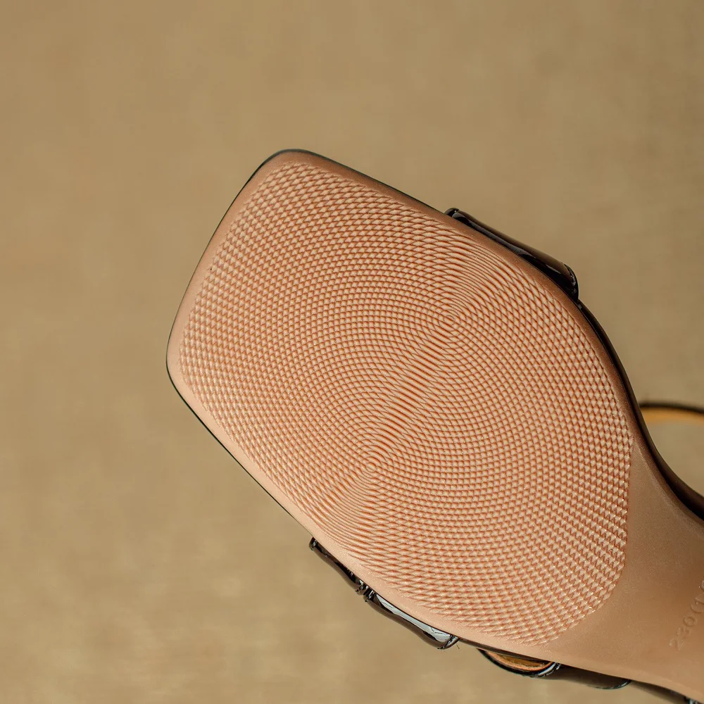 [EUNICE yun】летние новые стильные сандалии из натуральной кожи на высоком каблуке с