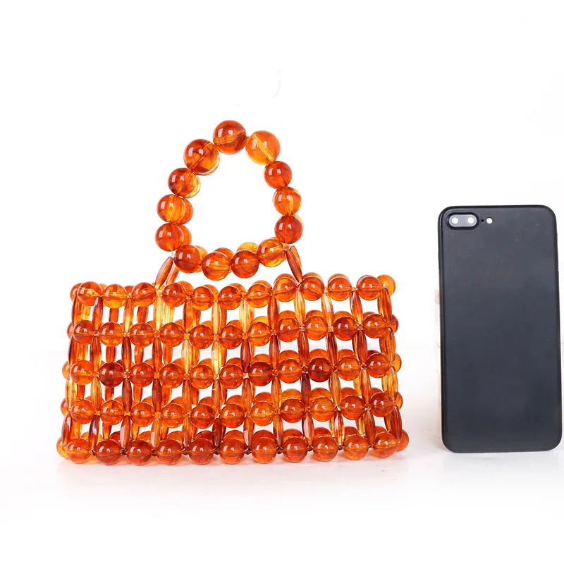 Женская сумка-тоут из акрила и пластика с прозрачными бусинами