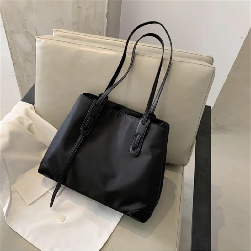 

Fashion Personality Ladies Waterproof Oxford Cloth Comfortable Tote Bag Large Capacity Sports Leisure Beach Shoulder Handbag