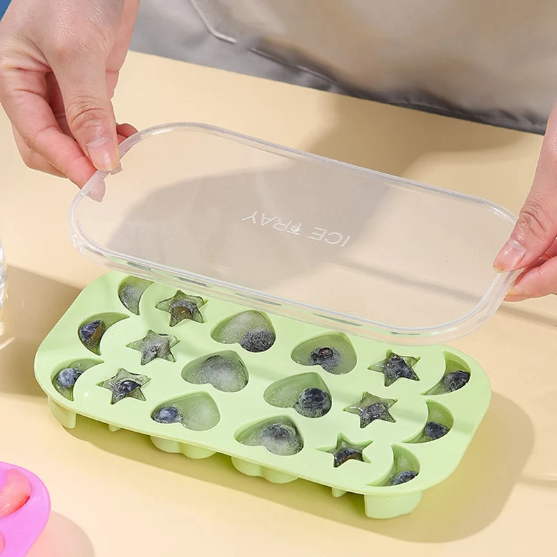 

18 Grids Ice Cube Mold Reusable Ice Cube Maker Ice Tray Mould with Lid Heart Star Moon Shape Plastic Ice Mold Ice Cream Tools