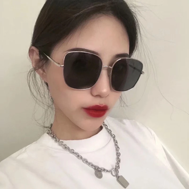 

Yuumi bling Sunglasses For Women Mens Black Eyewear Cat eye MGlasses Spy Fashion Oversized Luxury Designer Brand