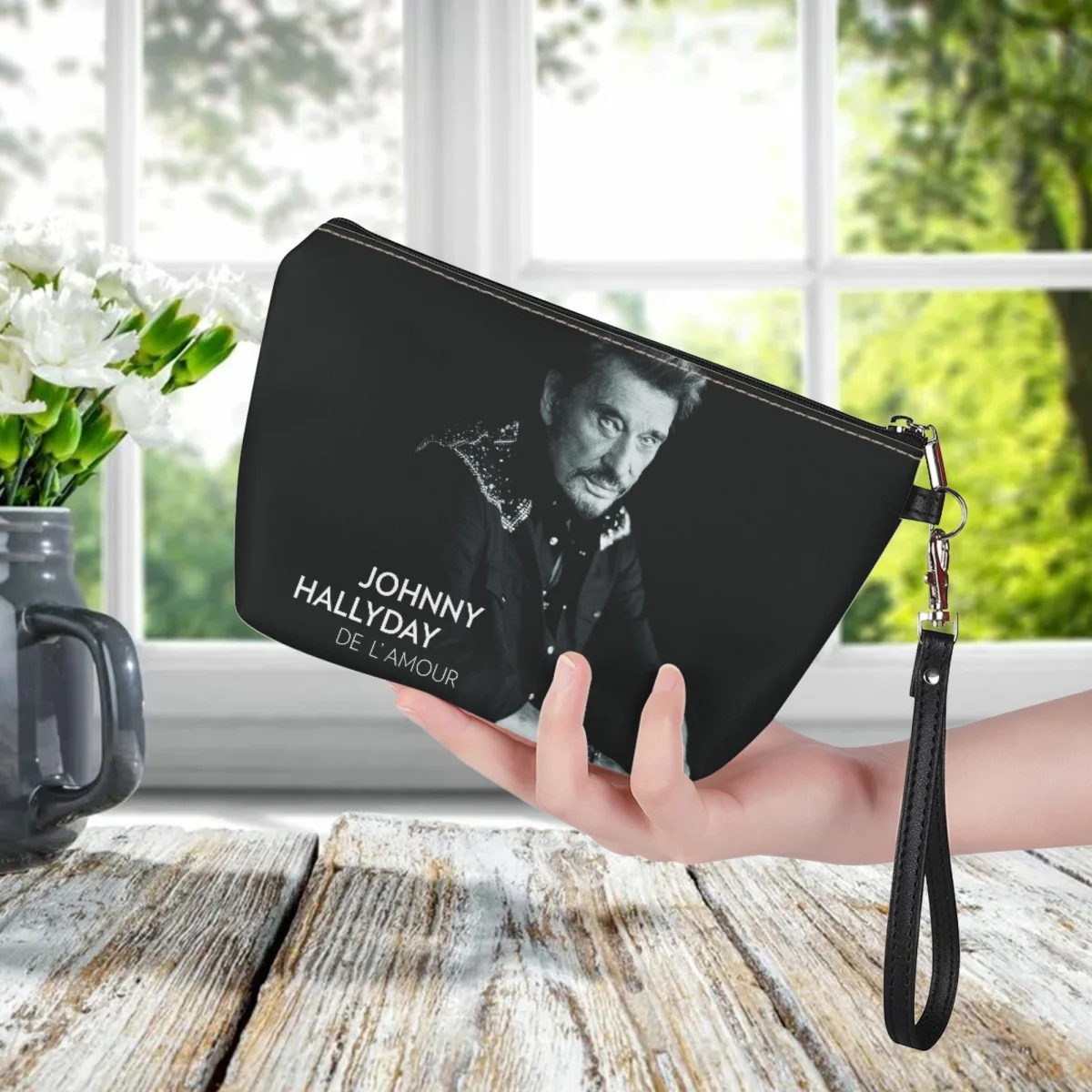 Косметичка DD Hallyday для женщин оригинальный подарок фанатов печать по запросу