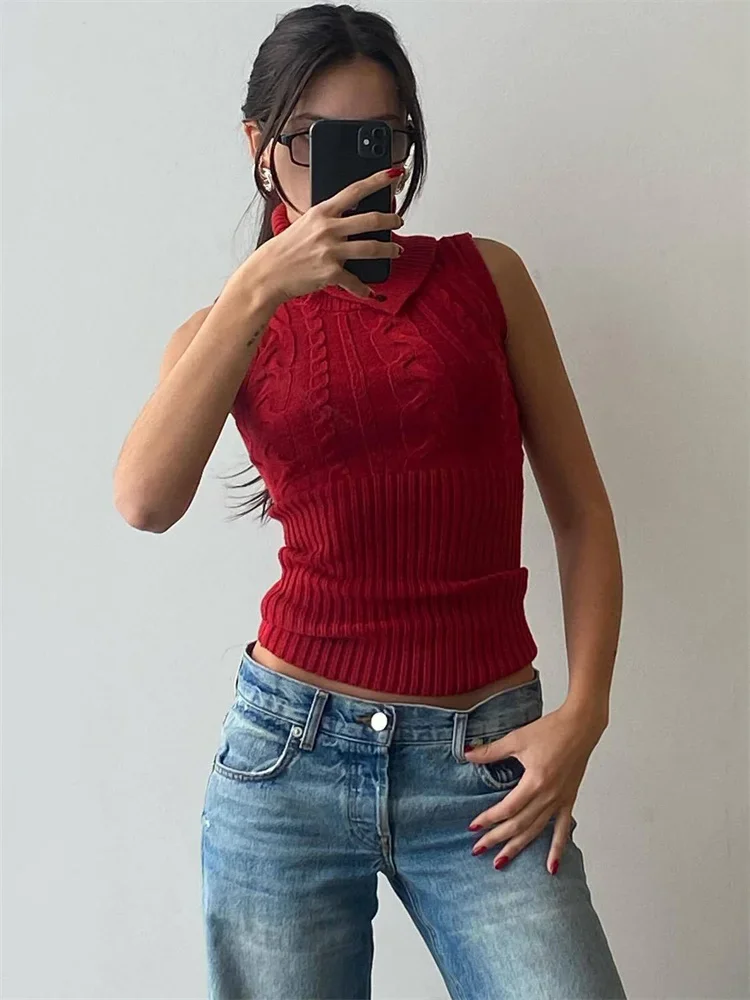 Свитер женский трикотажный в рубчик без рукавов