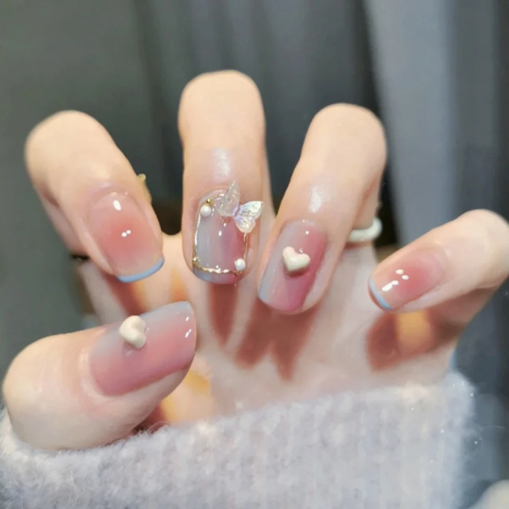 

Короткие прессованные детали для ногтей в виде милой бабочки дизайн милый стиль полный охват ногтей розовый синий градиентный цвет полупер...