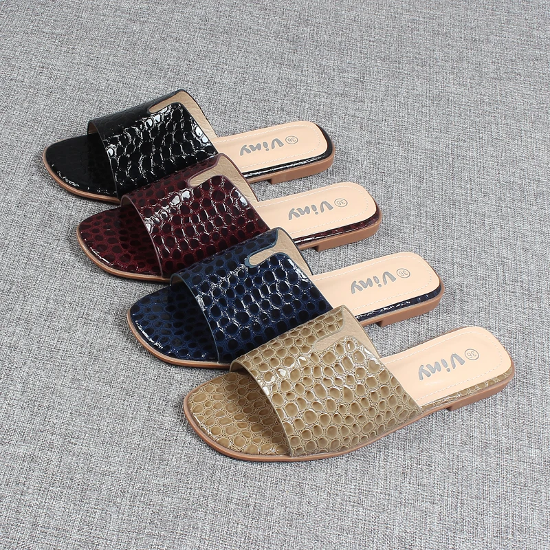 

Шлепанцы женские на плоской резиновой подошве, роскошные сланцы, гавайская мягкая Дизайнерская обувь в римском стиле из искусственной кожи...