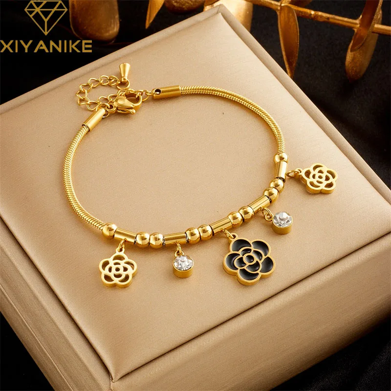 

XIYANIKE 316L Stainless Steel Bracelet Black Flower Pendant Accessories for Women Newly Arrived Christmas Jewelry Gifts Pulsera