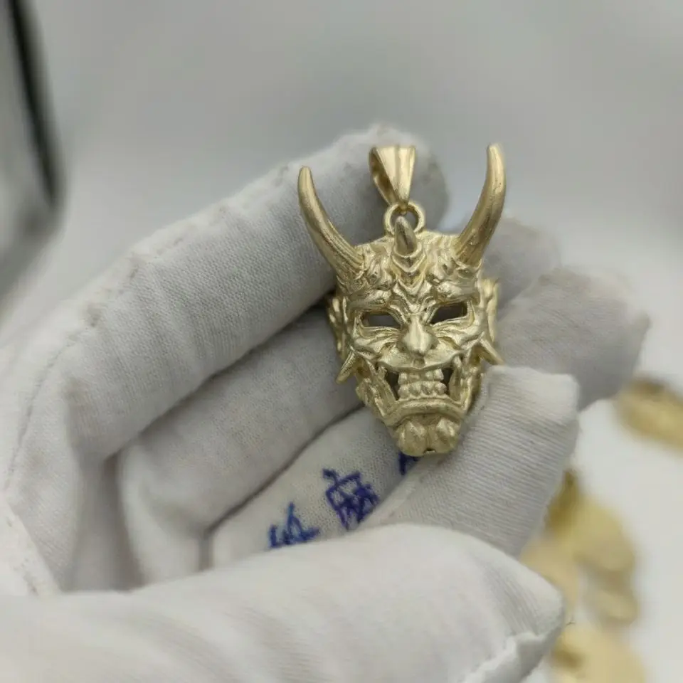 

Dark Prajna Hip-hop Ghost Mask Pendant Necklace Personality Domineering Sweater Pendant Skull Necklaces for Women Men Jewerly