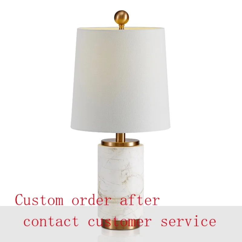

American luxury crystal table lamp creative personality bedroom model room hotel villa luxury post-modern simple table lamp