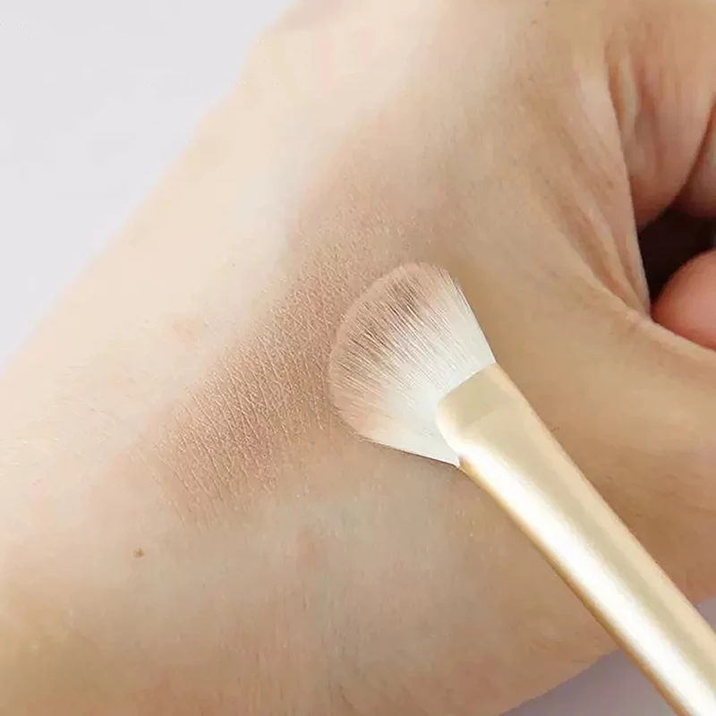 Кисть для теней носа угловая зеркальная кисть хайлайтера кисти макияжа блендер