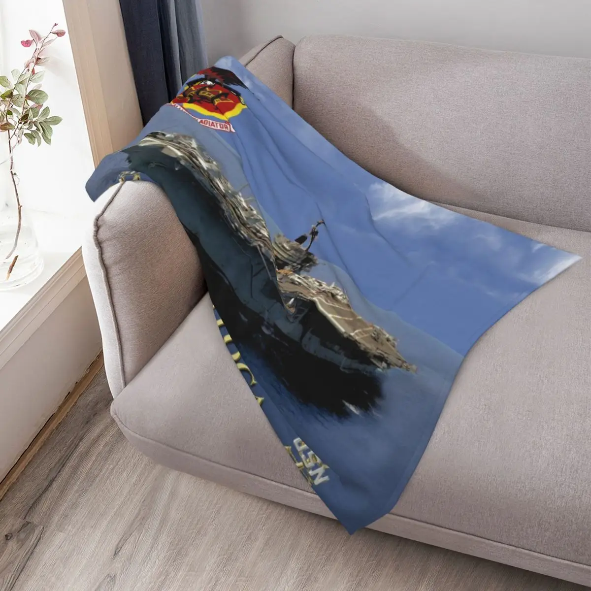 Фото Плед CV-60 USS Saratoga, легкий и теплый плед для путешествий и кемпинга №3
