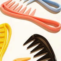free shipping wide tooth shark plastic comb curly hair salon hairdressing comb massage for hair styling tool for curl hair