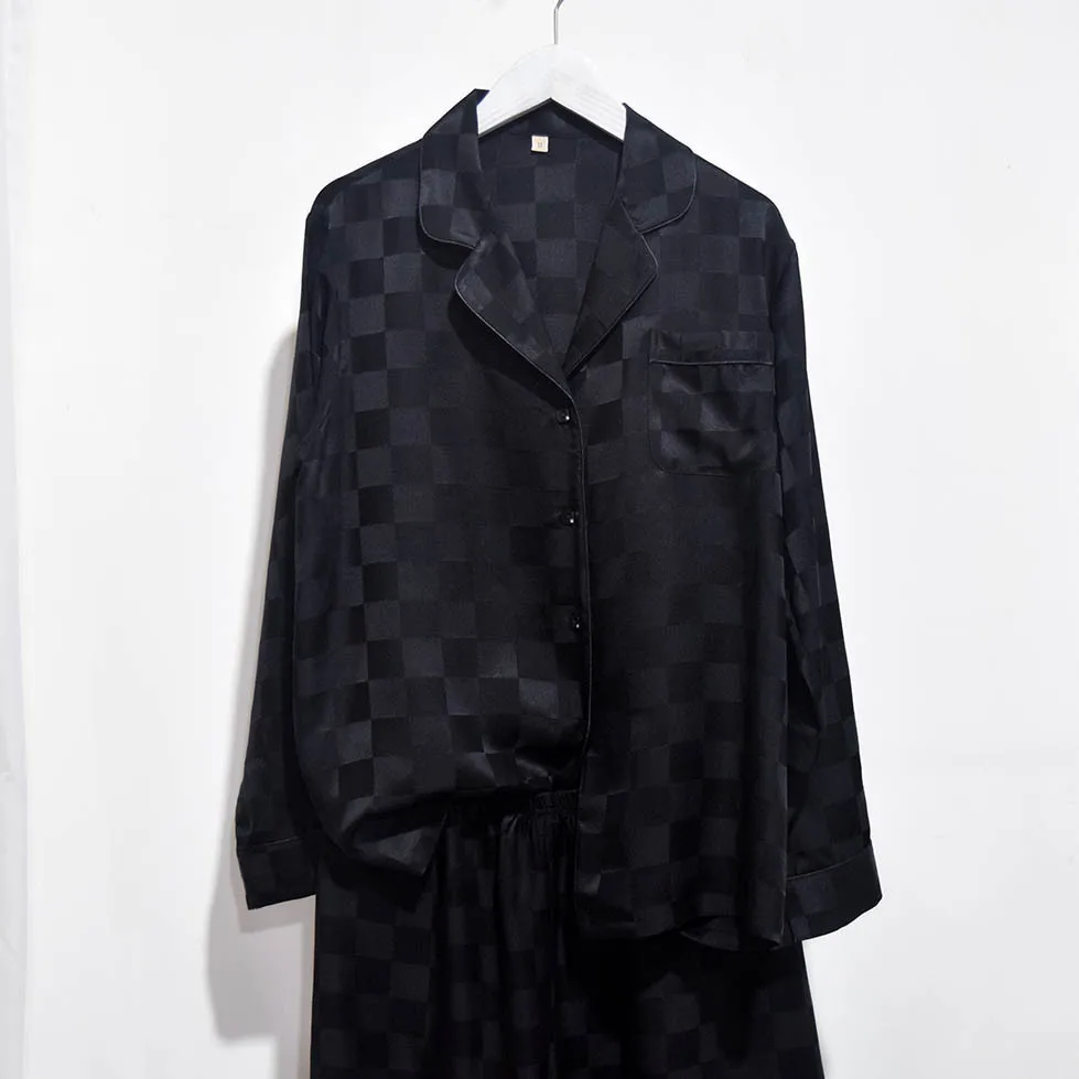 Рисунок 3 - Шелковая пижама для мужчин 100