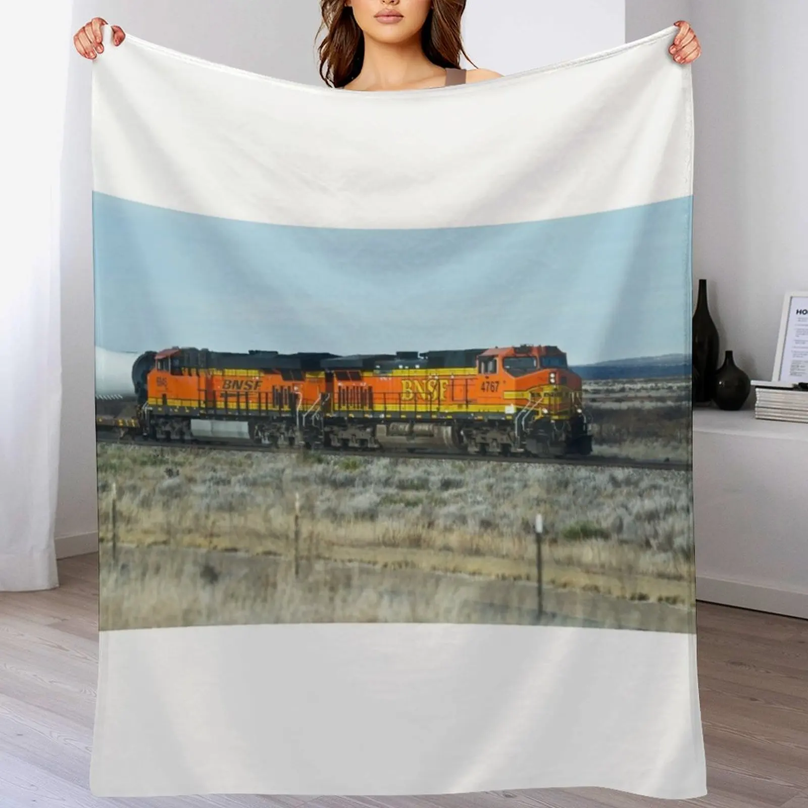 Фото Плед Train in Texas BNSF, милый клетчатый, роскошный дизайнерский плед для кровати, на Хэллоуин, утолщенный, забавный подарок. №4