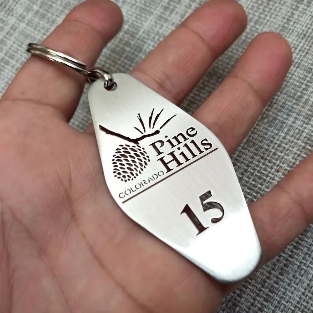 Customized Metal Stainless Steel Hotel Keychain With Logo And Number as a Beautiful Gift for Husband