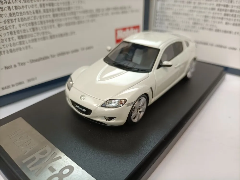 

Mark43 1 43 MAZDA RX-8 SE3P 2003 White Simulation Coupe Model