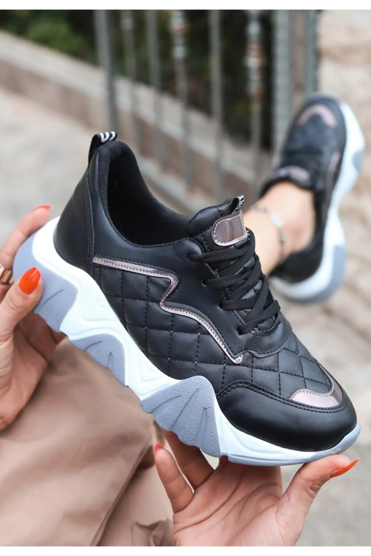 

Спортивная обувь Renz, черная кожа, платина,