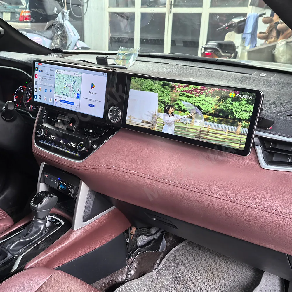 Фото 24,6-дюймовый автомобильный радиоприемник Carplay для Toyota Corolla Cross 2017-2024 Android Auto стерео мультимедийный GPS-навигатор головное устройство двойной экран №1