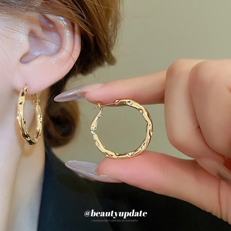 Темпераментные геометрические серьги трансграничные универсальные простые