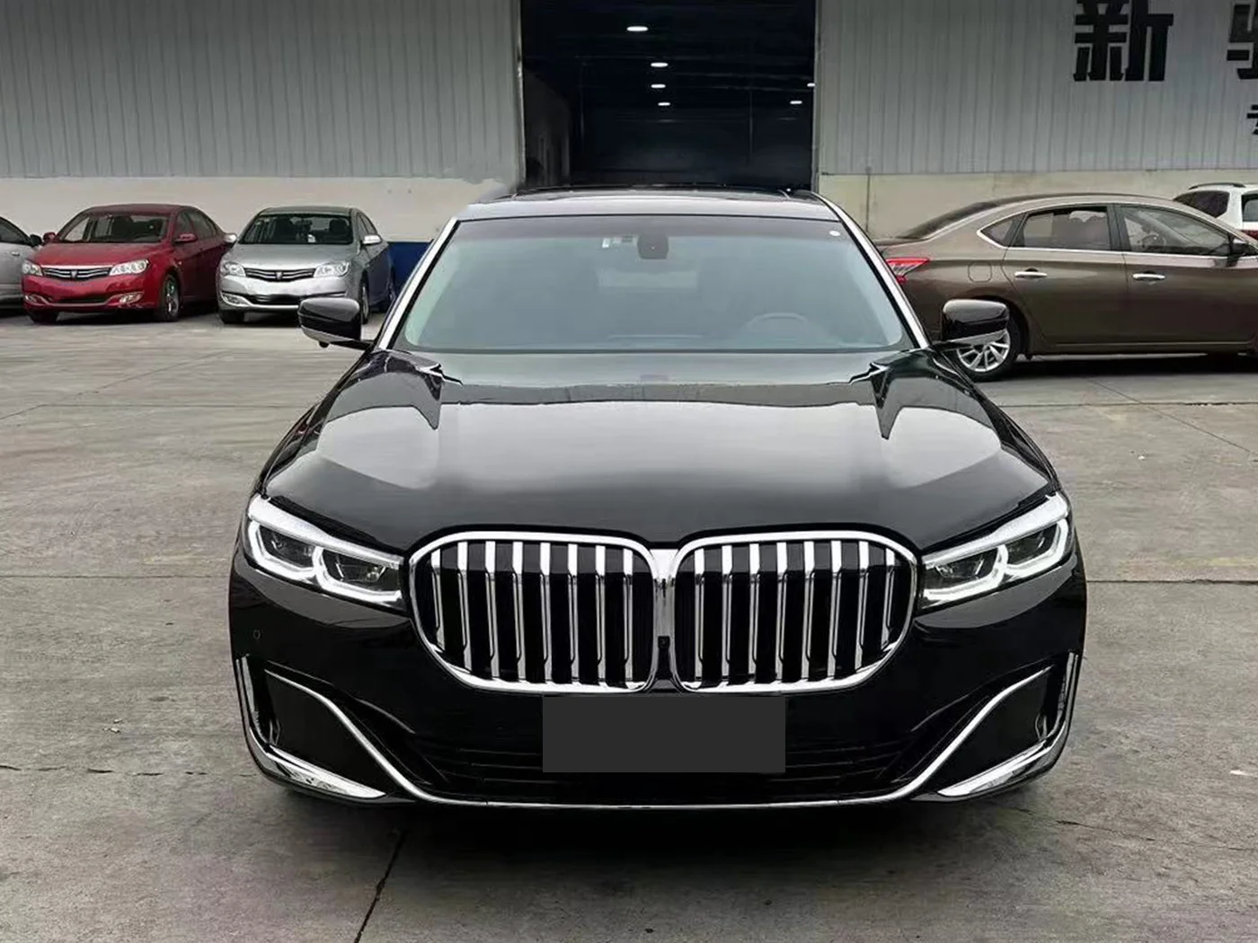 Фото Комплект обвесов: крышка двигателя, крылья, бампер для BMW 7 серии F02 730 740 09-22, преобразование в G12, новые боковые пороги №4